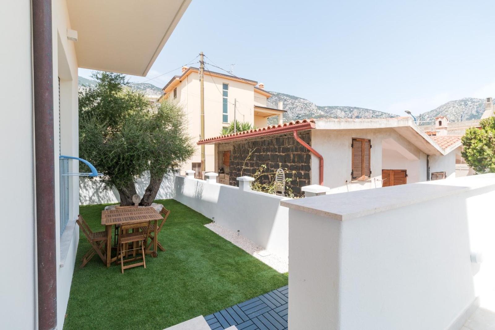 Appartamento Perla Verde, Wifi E Air Con Кала-Гононе Экстерьер фото